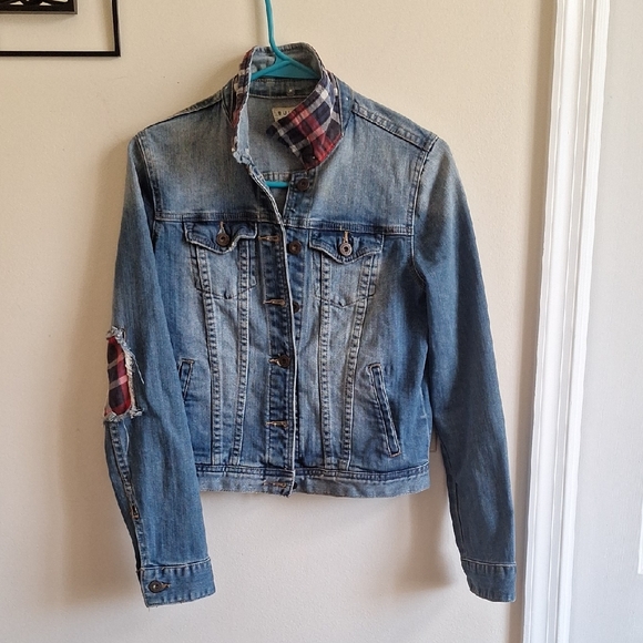 Bullhead Jackets & Blazers - Bullhead Denim Co 90s Jacket Plaid Flannel Inserts Distressed Jean Trucker Sz.S